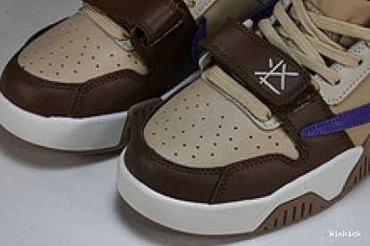 Travis Check The Scott FZ8117-900 x Jordan Cut 1122